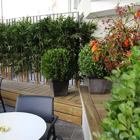 Hotel Ibis Nation Davout París