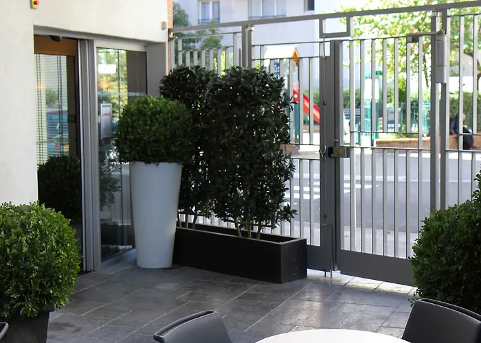 Отель Ibis Nation Davout 3*